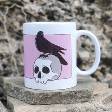 Laden Sie das Bild in den Galerie-Viewer, Skull &amp; Raven | Ceramic Mug - Scaredy Cat Studio
